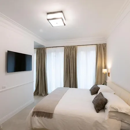 La Scalinata - Boutique Rom